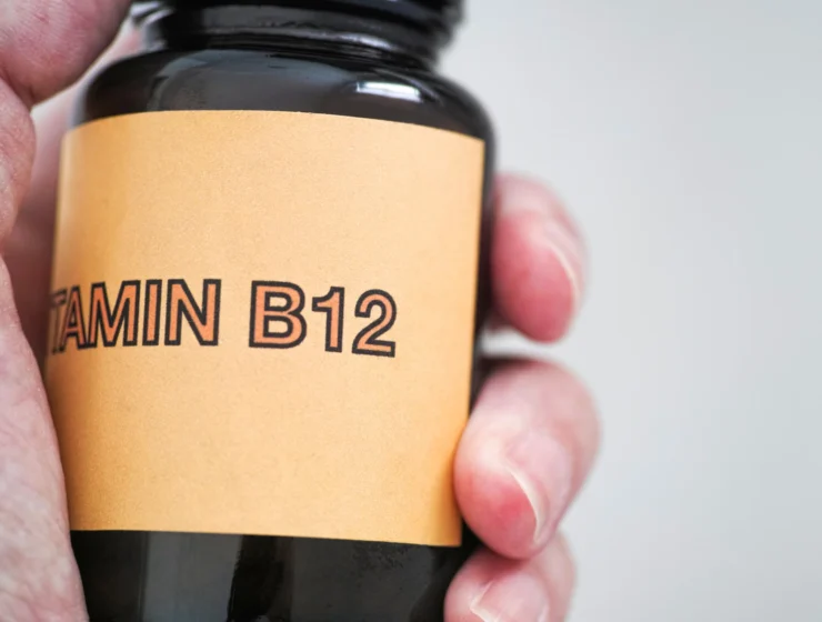 vitamin B12 supplement benefits for hair