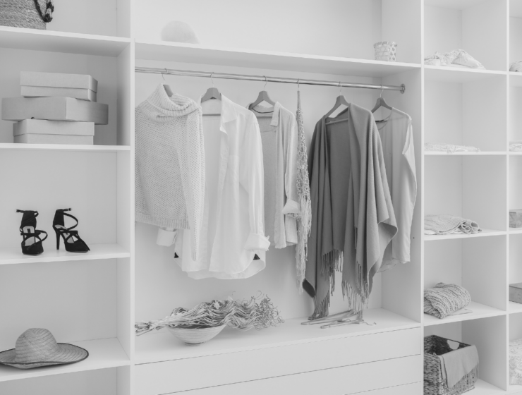 Consumer fashion minimalism