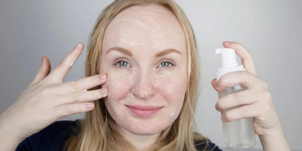 organic facial cleansers for dry skin