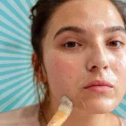 how to treat acne scars naturally at home