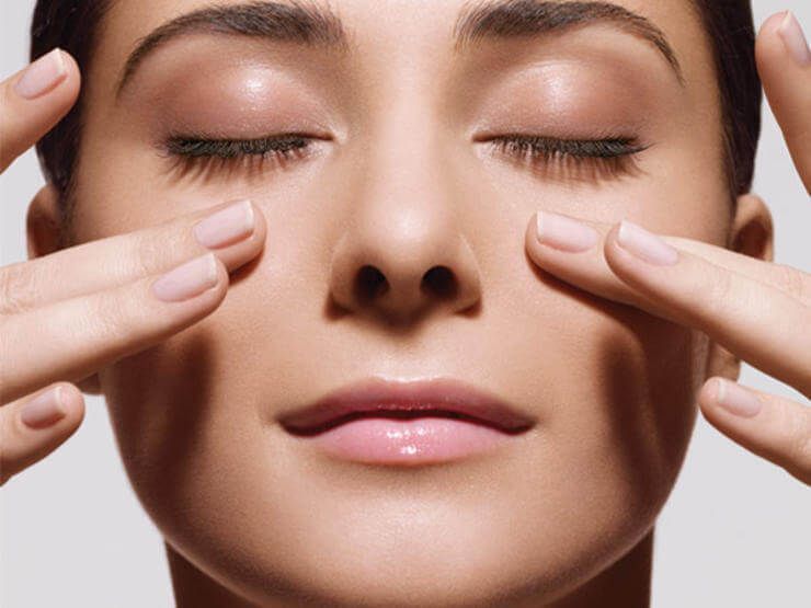 How to reduce fine lines and wrinkles naturally