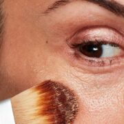 how to prevent makeup from creasing under eyes