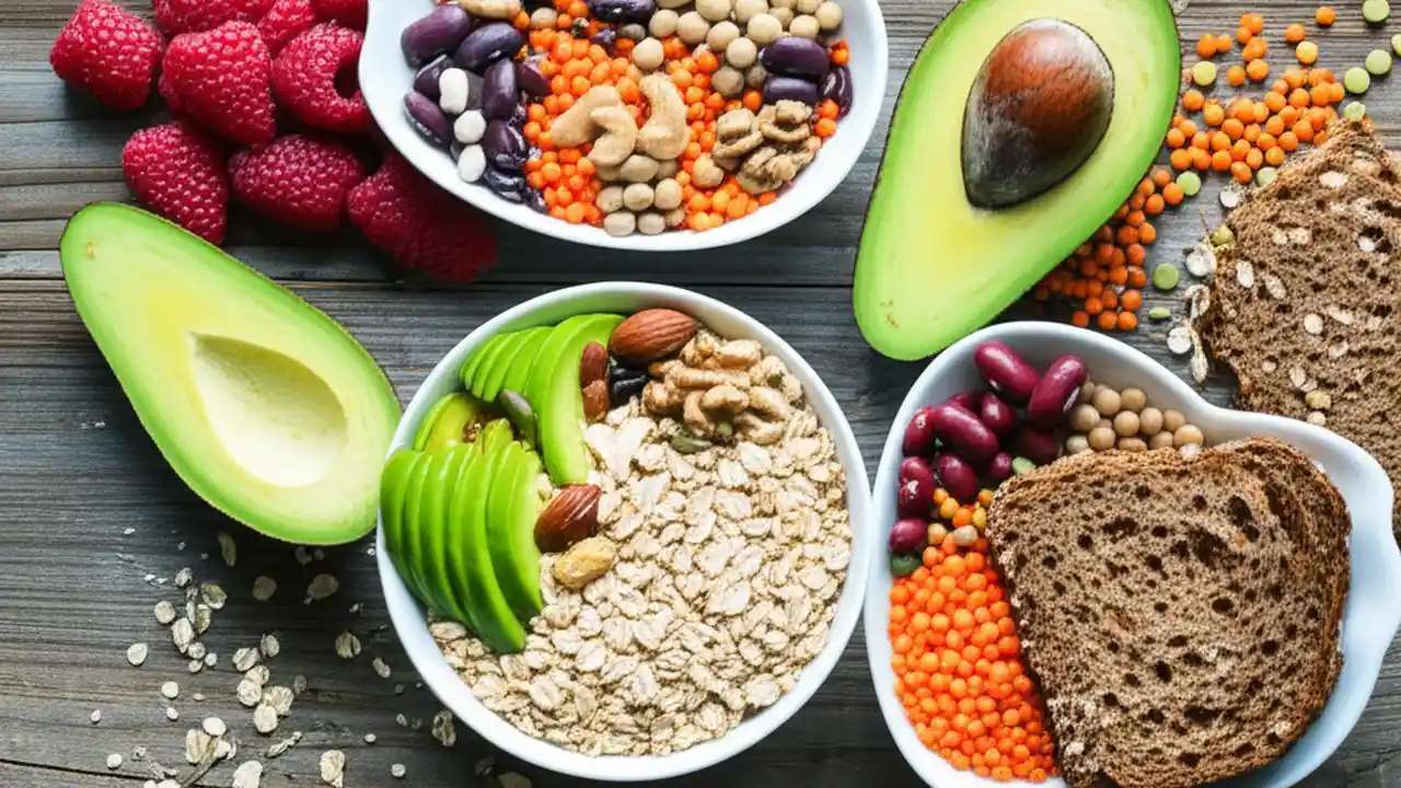 A guide style layout of fiber rich foods for healthy digestion